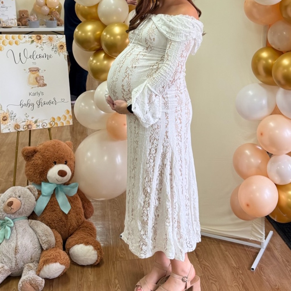 Women’s Lace Dress - medium